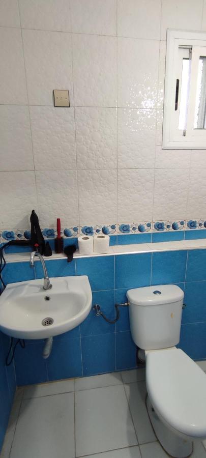 Casa Lotfi 1 Apartment Чефчауен Екстериор снимка